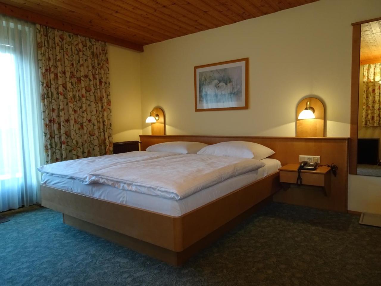 Pension Friedl Innsbruck Buitenkant foto