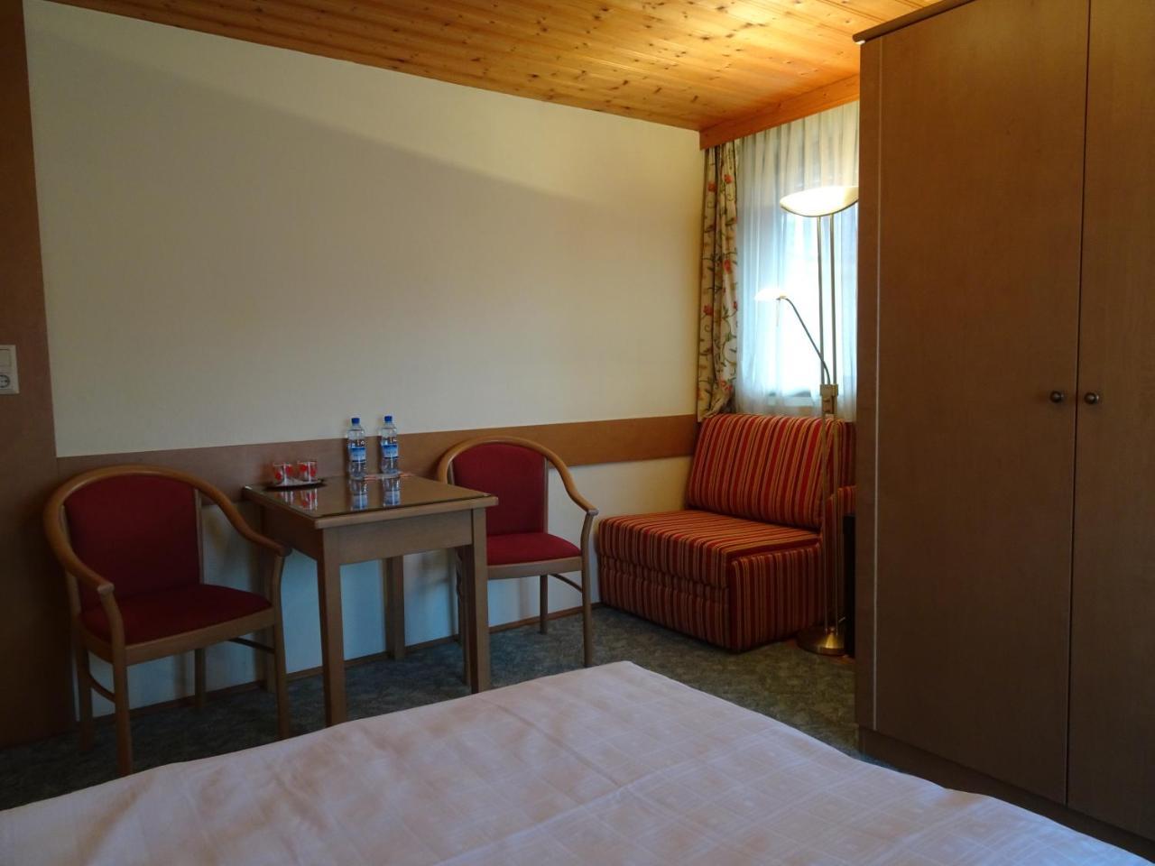 Pension Friedl Innsbruck Buitenkant foto